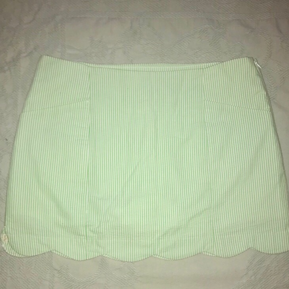 LILLY PULITZER GREEN WHITE SCALLOPED SKORT